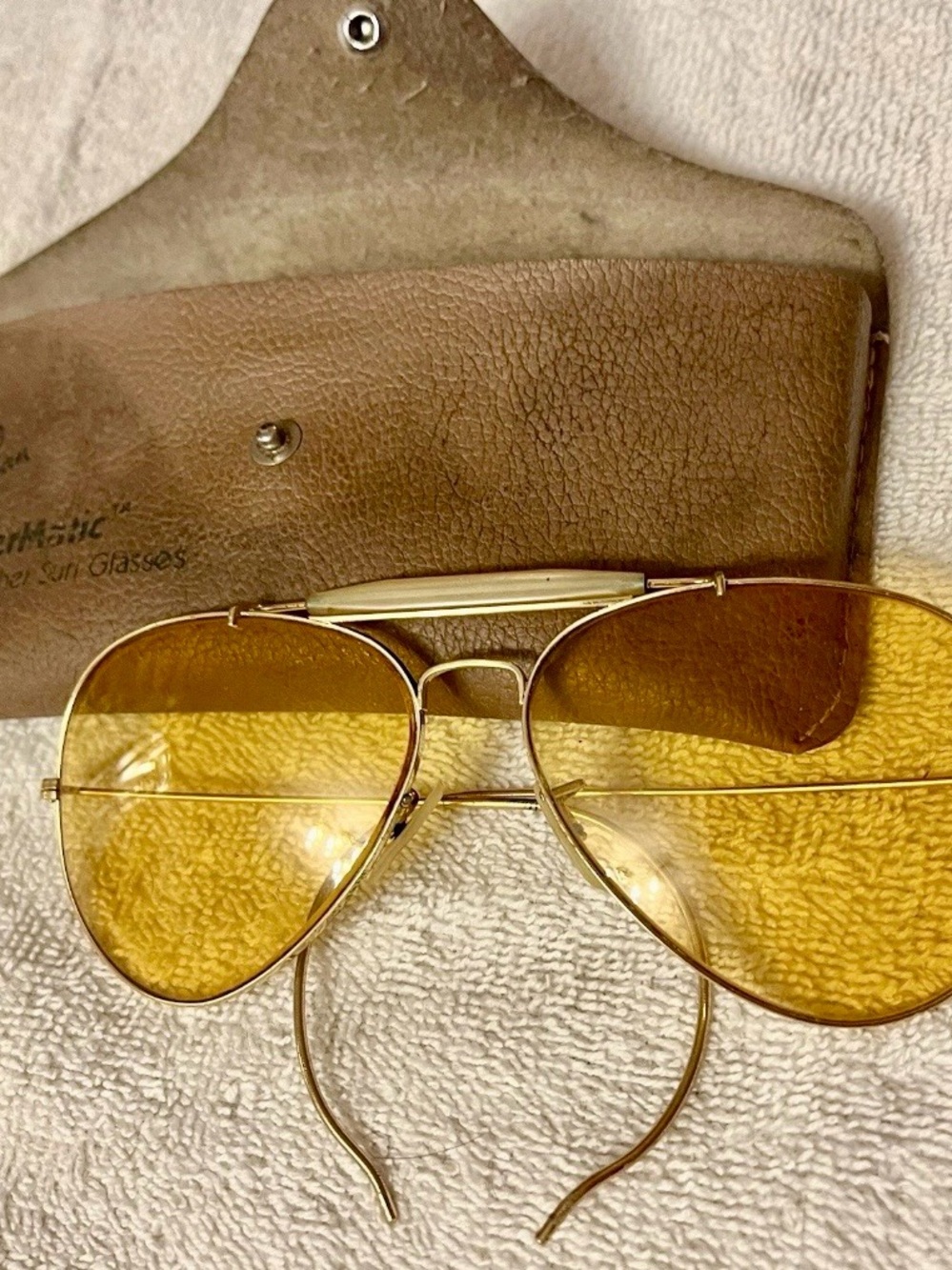 Vintage Ray Ban Ambermatic Aviator Sunglasses 62/14 mm